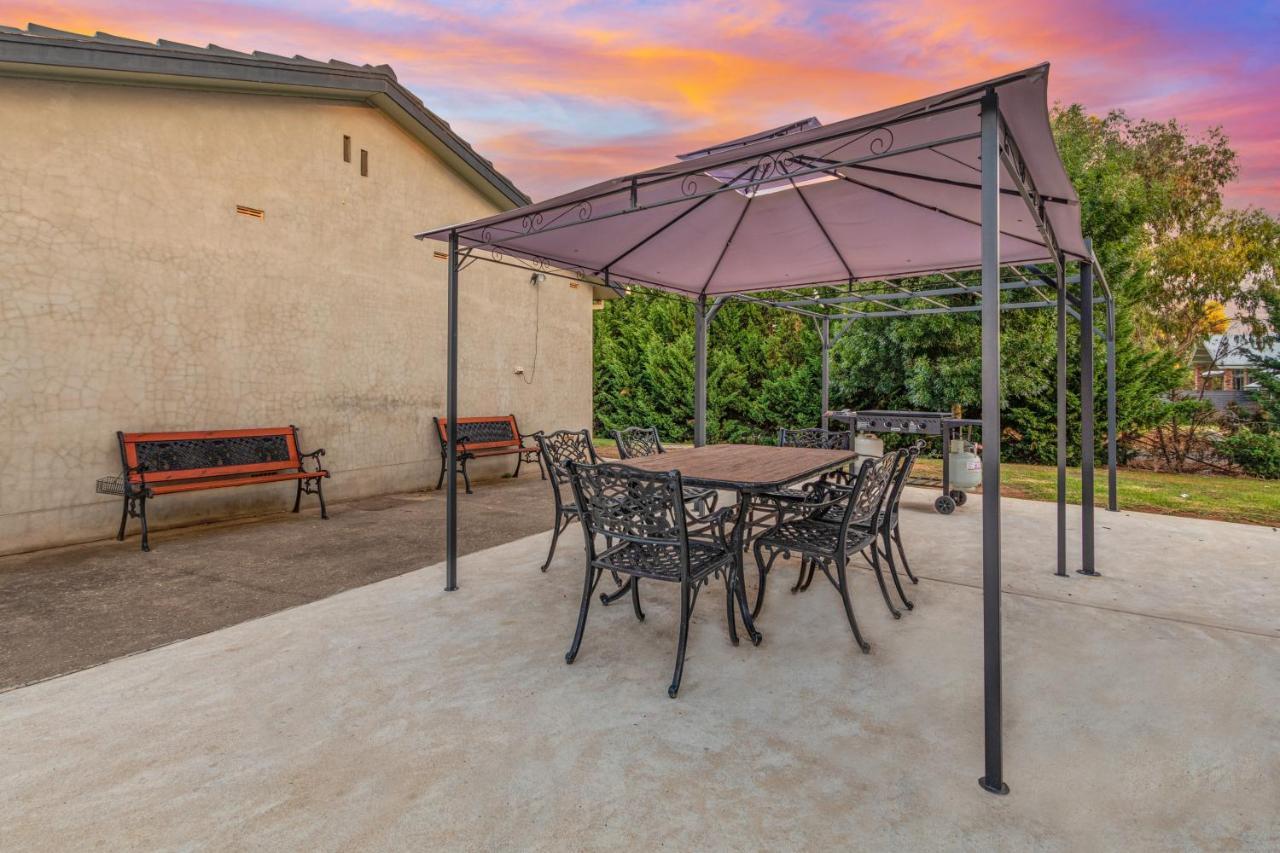 Burringa Garden 3* Wagga Wagga